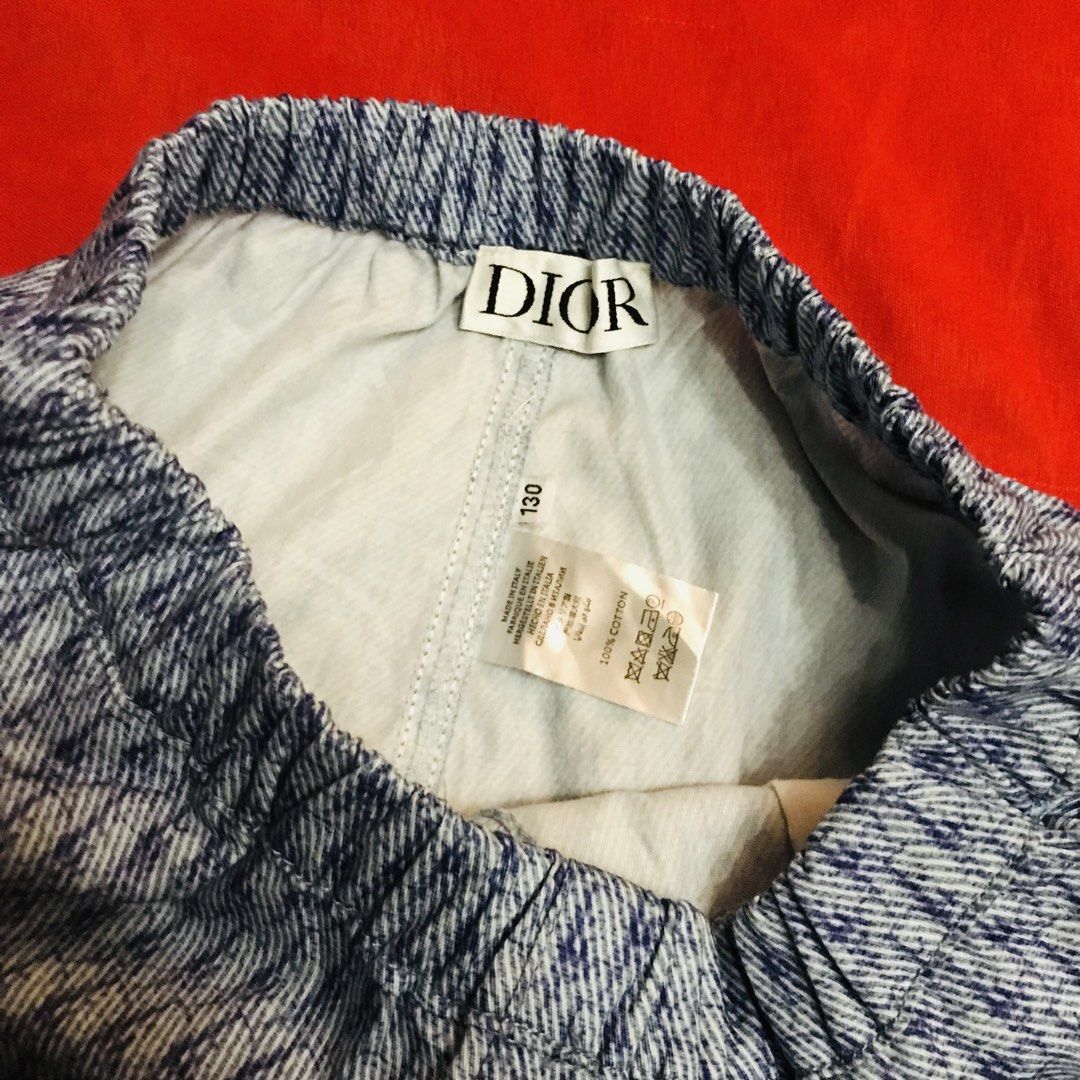 Dior Monogram Short (Category: Babies & Kids Fashion) located in Angeles City. Submitted by bashthriftstuff123 (Listing ID 1465787748, Image 3). Description: Dior Monogram Short Waist 20-23 Length 15 Verygood condi No issue 250 sa.