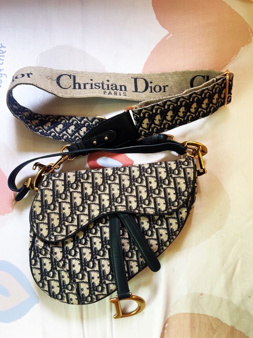 Dior saddle (Category: Cross-body Bags) located in Caloocan City. Submitted by sheriesung89940 (Listing ID 1465926640, Image 2). Description: Original Dior saddle.