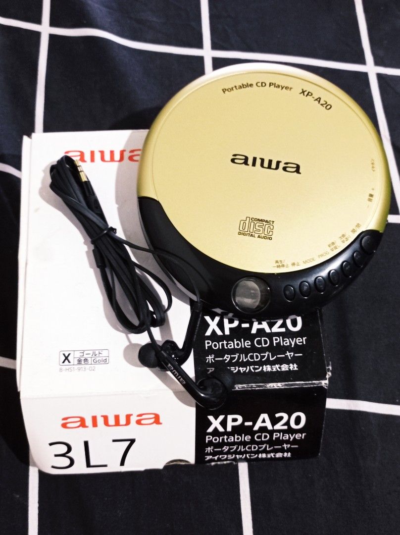 Discman CD Player AIWA Complete Box Perfect Working... (Category: Portable Music Players) located in Quezon City. Submitted by thomasmalapino (Listing ID 1465857274, Image 1). Description: Discman Very Rare AIWA XP-A20 Unit Only Japan Market release 100% all stock original Tested Perfect working and cosmetic condition No defects whatsoever All buttons and functions working perfect Complete box original Earphones Powered by 2xAA batteries PM DEAL!