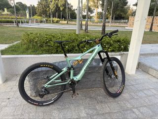 （分類：）位於 。 由 ridemybike 提交（商品編號 1460152035，圖片 1）。簡介： 。