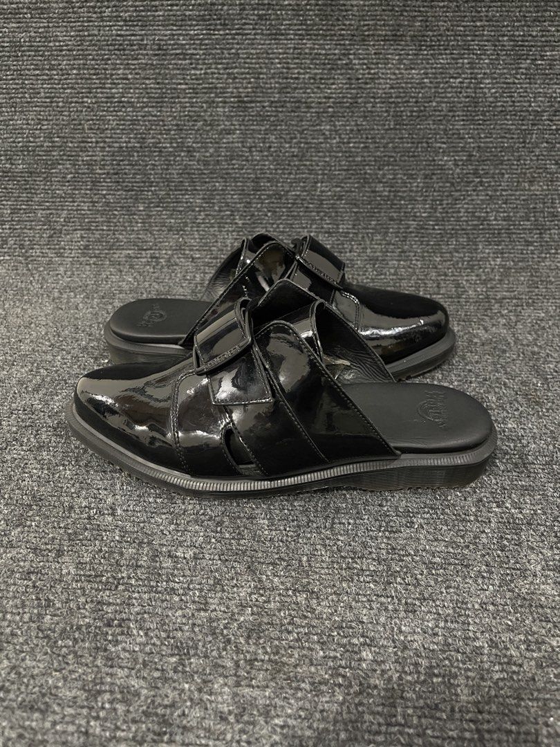 DR. MARTENS NYRO PATENT MULES (Category: Loafers) located in Koronadal. Submitted by dial_9506 (Listing ID 1465897203, Image 3). Description: wts!! 🗣️ DR. MARTENS NYRO PATENT MULES 7 mens / 8 womens / 39 euro / 25 cm -1680php FREE SHIPPING overall pair is in excellent condition will send more detailed pics upon request just dm me 👍🏿 IG : @DIAL9506_ 📍9506 mindanao.