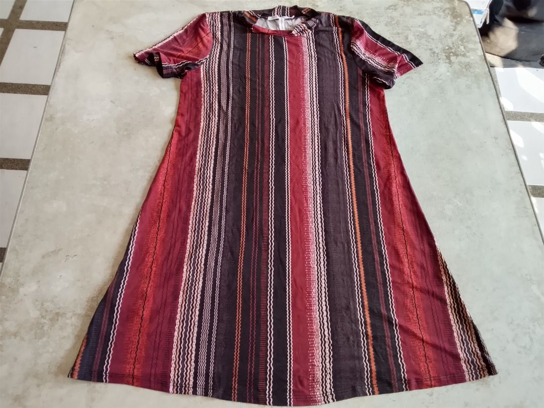 Dress US (BGBC Generation) (Category: Dresses) located in Los Banos. Submitted by mania-62906 (Listing ID 1465786640, Image 1). Description: Authentic. US small. Like new. Very Good condition. .