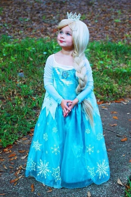 ELSA COSTUME (Category: Babies & Kids Fashion) located in San Pablo. Submitted by majhoii (Listing ID 1465796394, Image 1). Description: PRELOVED elsa costume ₱550 + sf Excellent condition with minimal/small pink stain..