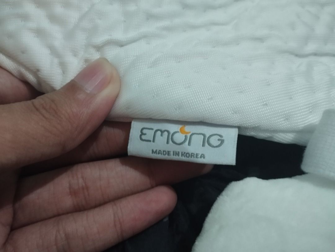 Emong Seal Body Pillow (Authentic) Pillow Case Version (Category: Plushies & Soft Toys) located in Cagayan de Oro. Submitted by pochimart (Listing ID 1465852216, Image 3). Description: Made in Korea! (check images please) Suitable for: Newborn and Up Condition: good, no rips or stains. 😊 ⭐ 480php RFS: I don't need it... 📝Important Note: NO STUFFING. You'll need to add your own filling/stuffing before use. Also please wash the emong seal first b