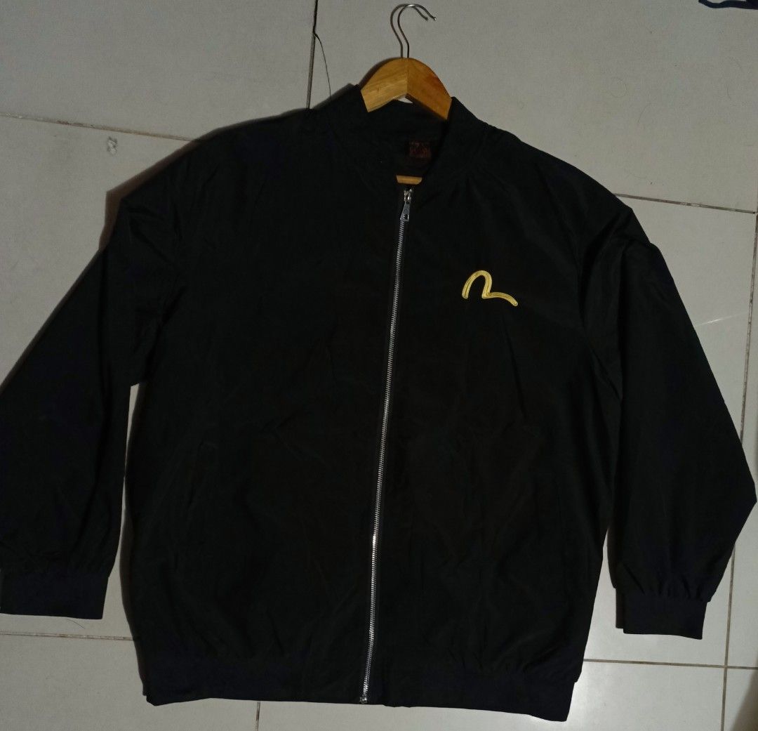 Evisu bomber jacket (Category: Coats, Jackets and Outerwear) located in General Santos City (Dadiangas). Submitted by wreps (Listing ID 1465765218, Image 3). Description: 🔥 FOR SALE 🔥 Evisu bomber jacket (OFF) ✔ Size: 2XL (W-25½,, L-28) ✔ Condition: Like New ✔ Iconic Evisu embroided logo and falcon(taka) at the back 💰 Price: ₱ 800+ Sf 📍 Location: GENERAL SANTOS CITY 🚚 Shipping: J&T / meet-up 📸 Actual photos posted – what you see is what you