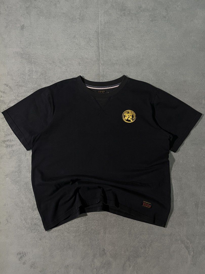Evisu Daicock (Category: Formal Shirts) located in Marilao. Submitted by thriftyy_69 (Listing ID 1465760141, Image 3). Description: Evisu •dimes: 22 x 25 •size: M •condition: Good •flaw/s: None .