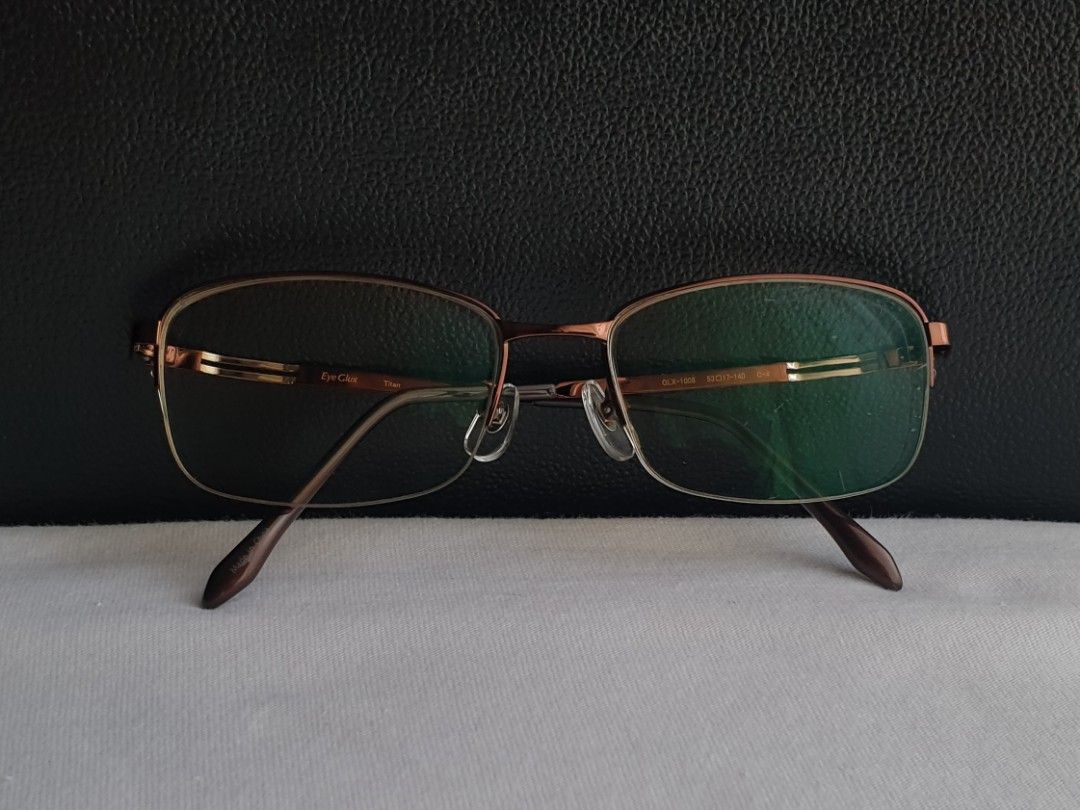 EyeGlux Pure Titanium Eyeglass Frame (Category: Sunglasses & Eyewear) located in Quezon City. Submitted by WasalakTwo (Listing ID 1465949459, Image 1). Description: Bought in Japan Durable and high quality Goodcondition Still presentable Lens are graded, but replaceable Open for delivery nationwide Front Width 13.5cm Front Height 3.7cm.