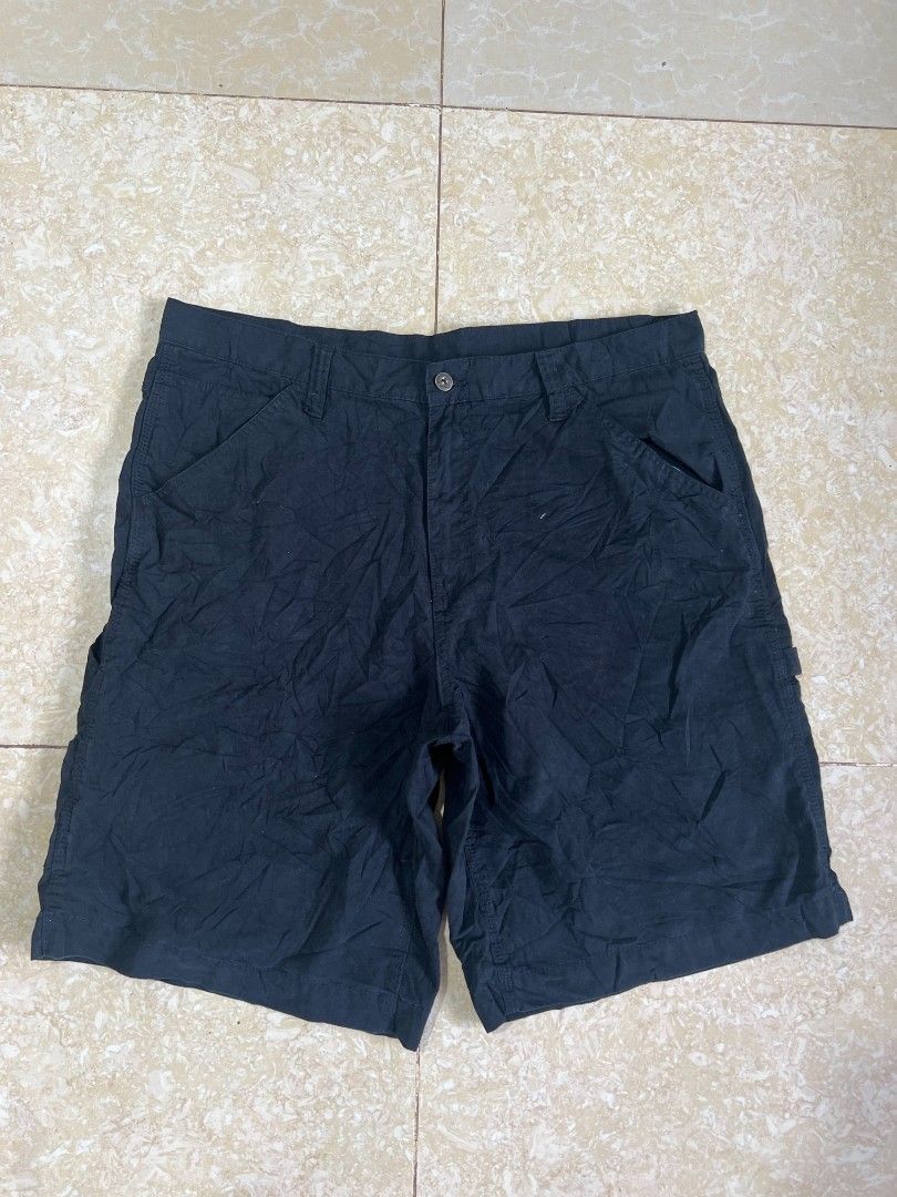 Faded Glory Black Cargo Shorts Size 38 (Category: Shorts) located in Bacoor. Submitted by davealvare39194 (Listing ID 1465858577, Image 2). Description: - Brand: Faded Glory - Size: 38 - Color: Black - Material: 100% Cotton - Style: Utility shorts with multiple side and back pockets - Features: Standard button and zipper closure, belt loops - Origin: Made in Bangladesh - Condition/Use: Great for everyday casual wear.