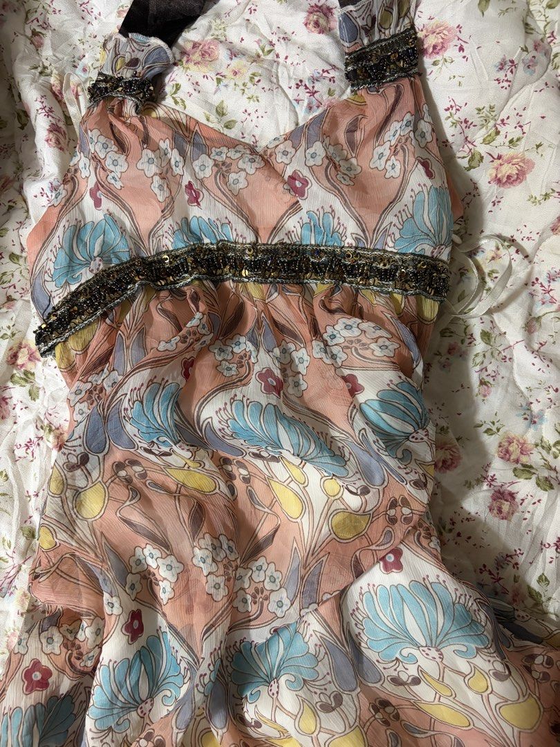 Fairy Mesh Sequin Dress (Category: Dresses) located in Muntinlupa City. Submitted by herellas0504 (Listing ID 1465829233, Image 2). Description: Fairy Mesh Sequin Dress Mine: 280 | Lock: 399 ———————————— size: xs-small issue: strap (cut strap) still in good condition willing to keep.