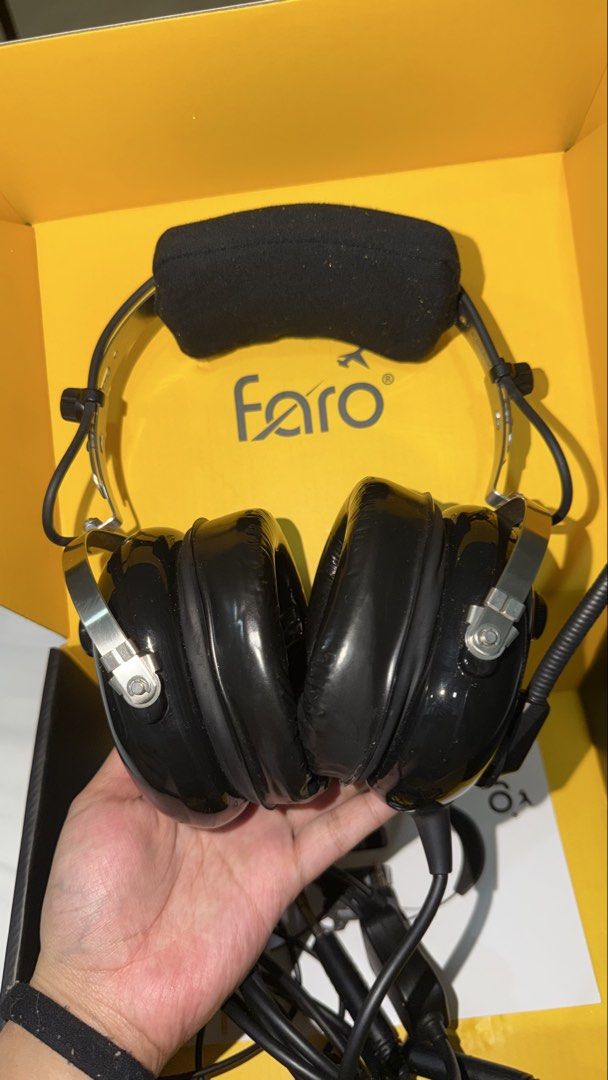 Faro Aviation Headset G2 PNR (Passive) (Category: Headphones & Headsets) located in Makati City. Submitted by deadseaaa (Listing ID 1461052883, Image 2). Description: Complete with box. Negotiable. RFS: do not need it anymore .
