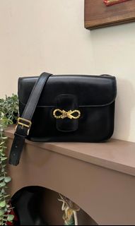 (Kategori: ) berada di . Dikirim oleh kiano_shoes (ID iklan 1465862033, Gambar 1). Deskripsi: .