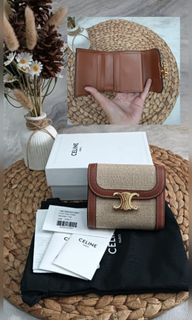 (Kategori: ) berada di . Dikirim oleh kiano_shoes (ID iklan 1465779733, Gambar 1). Deskripsi: .