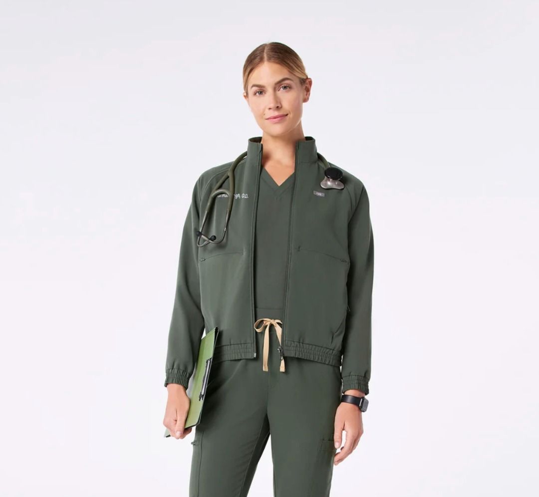 FIGS Sydney Scrub Jacket (Colour: Moss) (Category: Coats, Jackets and Outerwear) located in Las Pinas. Submitted by lara.com (Listing ID 1465823401, Image 1). Description: FIGS Sydney Scrub Jacket (Women) Colour: Moss Reason for selling: too big for me; used only once Size: Small .