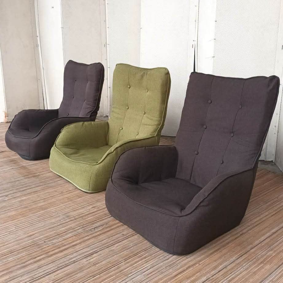Floor Chair (Category: Chairs) located in Meycauayan. Submitted by marygracecasimiro (Listing ID 1465876090, Image 2). Description: Highback Floor Armchair L26 x W28 x H6/27 Price: 2,200 each🩷 Sale:1700🧡.
