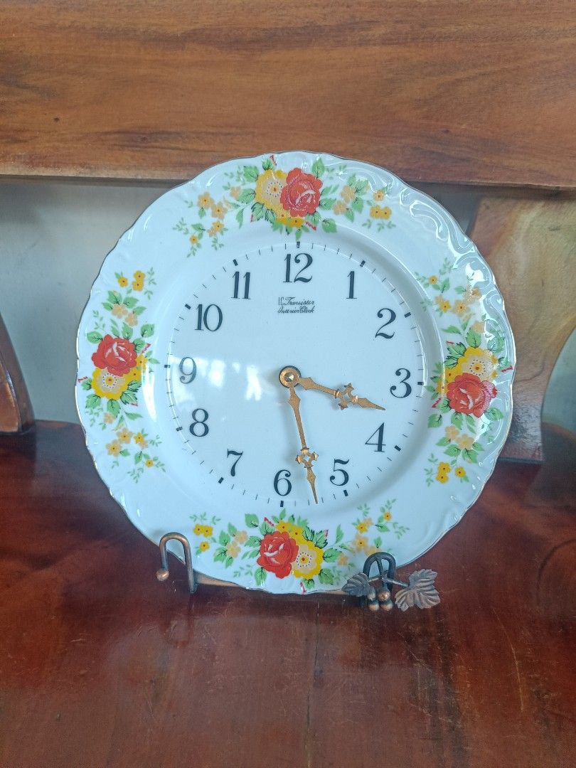 Floral Transistor Interior Wall Clock-10.5" Dia, Working (Category: Clocks) located in Imus. Submitted by ABrielleC (Listing ID 1465828930, Image 1). Description: Good Running Condition Ceramic Plate Transistor Clock Battery- Size C (1x), not included Plate Stand not included Dismeter-10.5in Weight-0.75kg Japan Surplus Item First to pay Loc Imus Cavite.