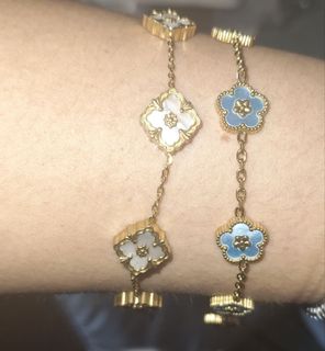 (Category: ) located in . Submitted by closetsale_8 (Listing ID 1465890446, Image 1). Description: .