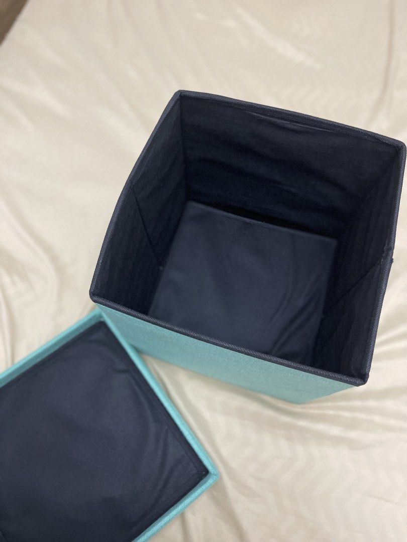 FOLDABLE STORAGE BOX STOOL/OTTOMAN (Category: Storage Boxes & Baskets) located in Tarlac. Submitted by wowsinigangmix (Listing ID 1465890457, Image 3). Description: FOLDABLE STORAGE BOX STOOL/OTTOMAN COLOR BLUE GREEN HAS LIGHT STAINS ON THE COVER NEEDS CLEANING DUE TO STORAGE PLEASE MANAGE EXPECTATIONS.