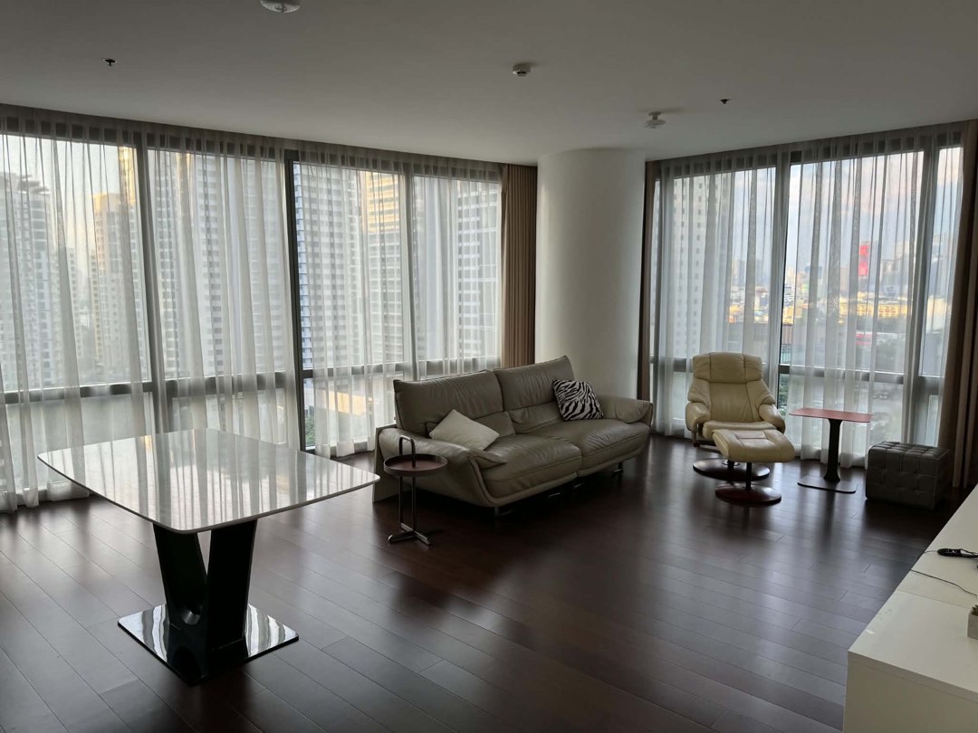 (Category: ) located in . Submitted by renz_yao (Listing ID 1465934677, Image 1). Description: .