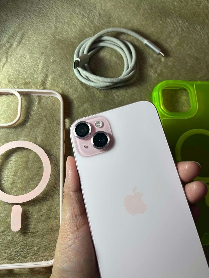 FOR SALE IPHONE 15PLUS 128GB (Category: iPhone 15 Series) located in Manila. Submitted by freeocean-4a848f (Listing ID 1465841705, Image 3). Description: For sale or swap Iphone 15plus 128gb (pink) 85% battery health Factory unlocked /any sim All features working No history repair Orig all parts No issue Unli reset and check upon meetup Ladyowned W/ Unit, cord, cases Actual photos of the unit posted negotiable sa sure buyer .