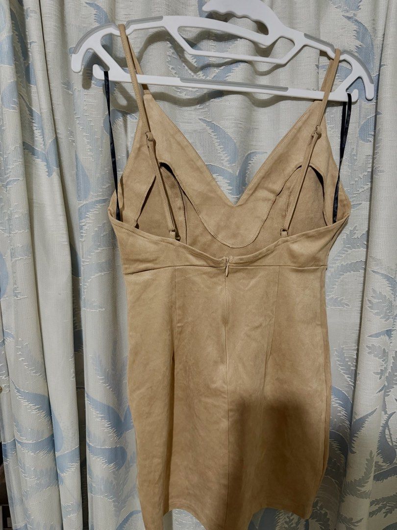 Forever21 brown/beige dress (Category: Dresses) located in Rizal. Submitted by lmbelle (Listing ID 1465940163, Image 2). Description: .