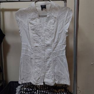 (Category: ) located in . Submitted by cinabonthrifts (Listing ID 1465794853, Image 1). Description: .