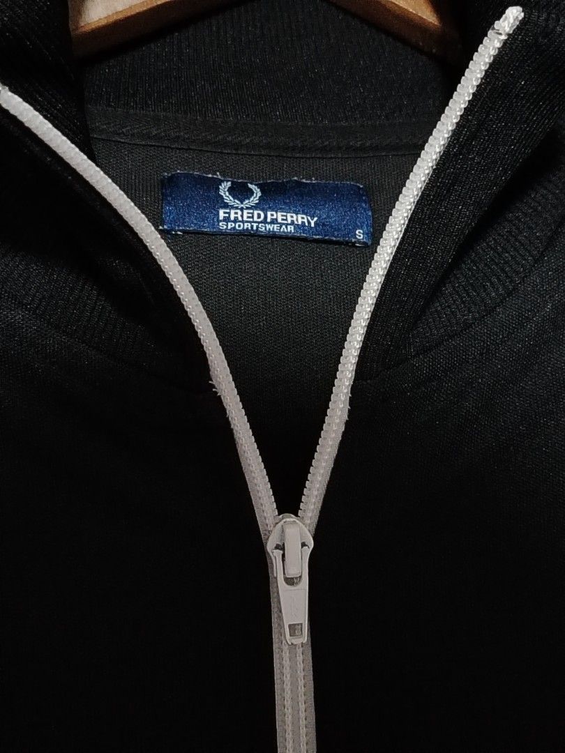 Fred Perry track jacket (Category: Coats, Jackets and Outerwear) located in Baguio. Submitted by li_aaan (Listing ID 1465852292, Image 2). Description: Items are authentic and in excellent condition.