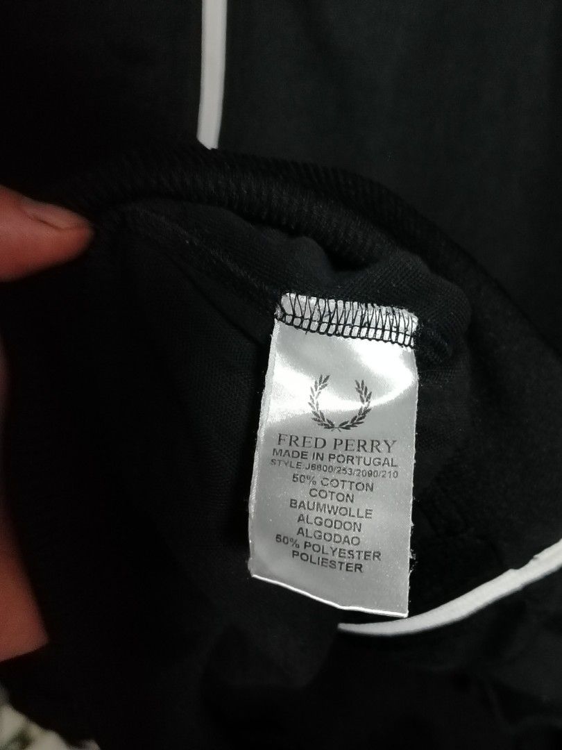Fred Perry track jacket (Category: Coats, Jackets and Outerwear) located in Baguio. Submitted by li_aaan (Listing ID 1465852292, Image 3). Description: Items are authentic and in excellent condition.