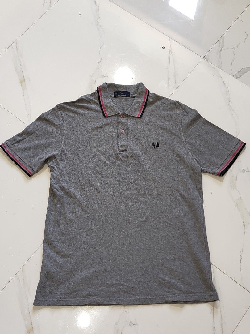 FRED PERRY TWIN TIPPED POLO (Category: Tshirts & Polo Shirts ) located in Tumauini. Submitted by znernatpiece (Listing ID 1465804666, Image 2). Description: FRED PERRY TWIN TIPPED POLO BRAND NEW CONDITION NO ISSUE ACTUAL DIMENSIONS ON PICTURES AUTHENTIC +sf.