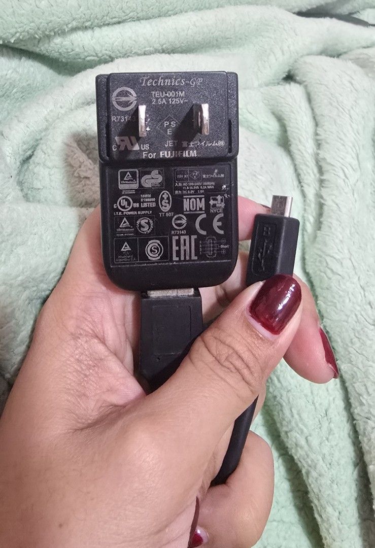 Fujifilm FinePix XP80 Waterproof Digital Camera Yellow (Category: Cameras) located in Manila. Submitted by calonzoiss12752 (Listing ID 1465880484, Image 2). Description: - Model: Fujifilm FinePix XP80 (Bright Yellow) - Condition: Fully functional, clear screen, excellent working order - Durability: Waterproof up to 15 meters and shockproof - Features: Built-in Wi-Fi for quick and easy photo transfers - Inclusions: Original box, power adapter, and