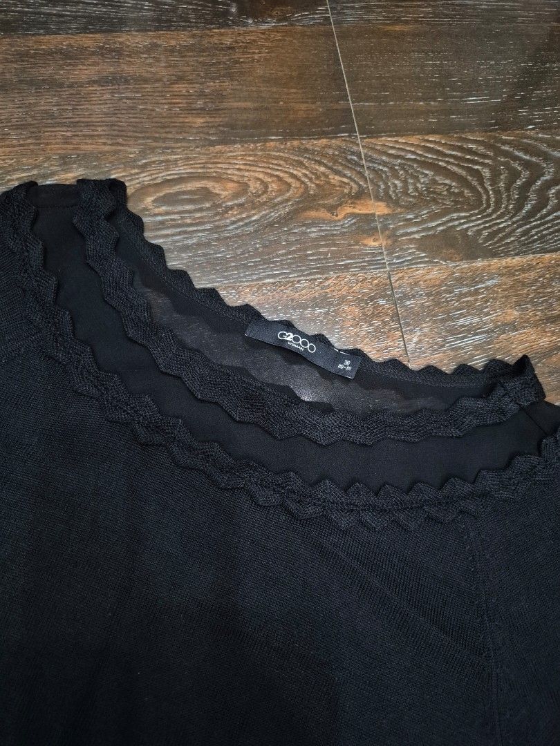 G2OOO Knitted Top (Category: Blouses) located in Santa Cruz. Submitted by deenem (Listing ID 1465807783, Image 3). Description: Size 36 on Tag Bust:16(32) inch Lenght:23 inch stretchable.
