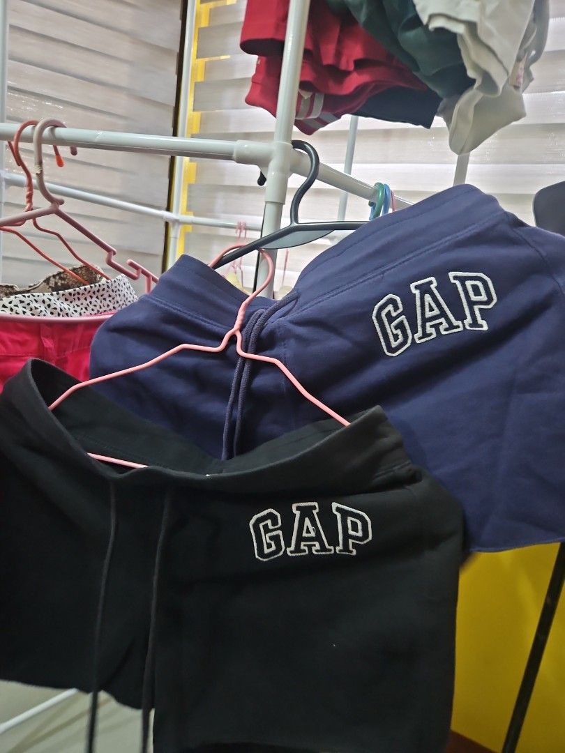 GAP Black and Blue Shorts Bundle Size XXS (Category: Shorts) located in Calamba. Submitted by handpickedbynetty (Listing ID 1465822332, Image 1). Description: - Brand: Gap - Item: Standard pullover hoodie - Color: Solid black - Size: XXS - Condition: Soft texture, perfect everyday basic - Easy to style and match with any outfit.