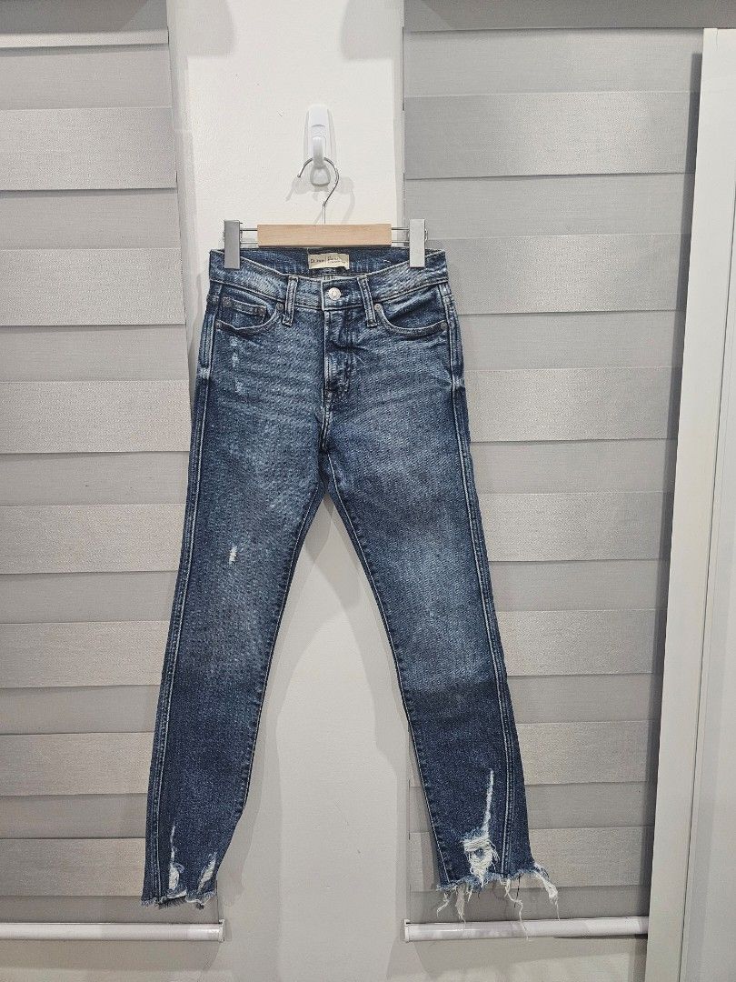 GAP Jeans• Miss Edwin Jeans (Category: Jeans) located in Manaoag. Submitted by dressupdear (Listing ID 1465798843, Image 1). Description: 280 EACH GAP 1969 High Rise Slim Straight Jeans (25 on tag) Miss Edwin Flare Jeans (28 x 32 on tag).