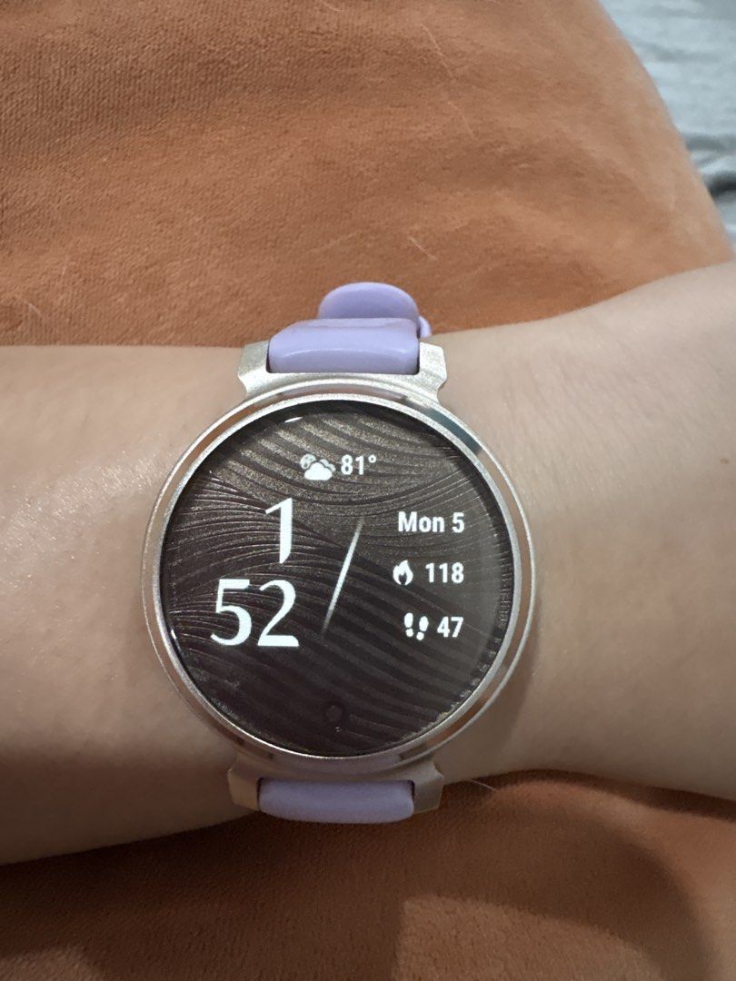 Garmin Lily 2 Asia (Category: Women's Watches) located in Taytay. Submitted by yoongijamie (Listing ID 1465939684, Image 1). Description: Charger is not original .