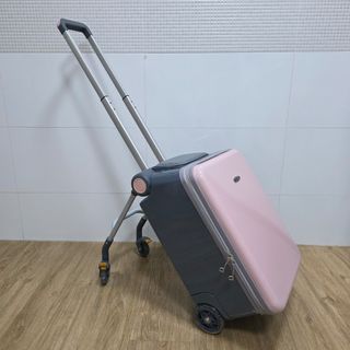(Category: ) located in . Submitted by aden_li87 (Listing ID 1465910540, Image 1). Description: .