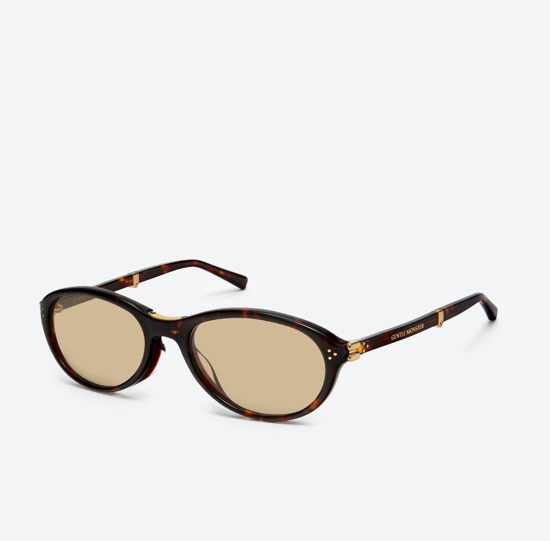 Gentle Monster Harv Glasses (Category: Sunglasses & Eyewear) located in Taguig. Submitted by vhienparfumerie (Listing ID 1465783629, Image 3). Description: Gentle Monster Harv T1 / T1 C / 01 C Brand new. Complete packaging with pouch and box. .