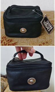 由 m1413 (刊登 ID 1465932389，圖片 1) 提交，位於 的 (類別：)，說明：。