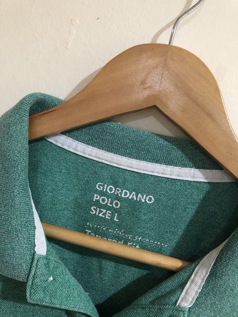 Giordano White Collar Green Polo (Category: Tshirts & Polo Shirts ) located in Manila. Submitted by picklerick_collects (Listing ID 1465860925, Image 2). Description: 25.5x21.