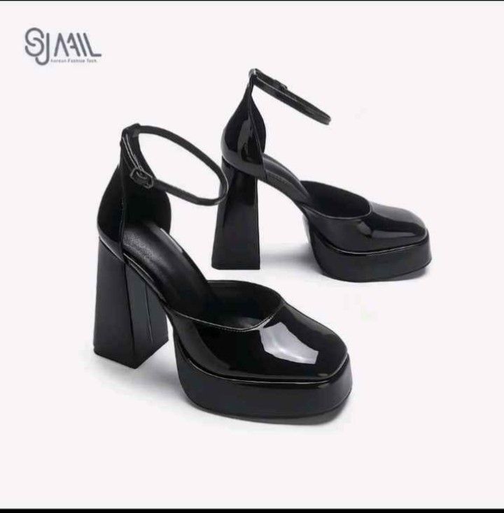 GLOSS BLACK HEELS (Category: Heels) located in Manila. Submitted by ashiee_official (Listing ID 1465921768, Image 1). Description: 🖤 FOR SALE — GLOSS BLACK HEELS 🖤 ✨ Elegant & classy design 👠 Type: Gloss Black 📏 Size: EU 38-39 📐 Heel Height: 3–3.5 inches Perfect for parties, events, dates, or elevating your everyday outfit. ✨ 📩 PM/DM if interested! Mine now before it’s gone! 🖤.