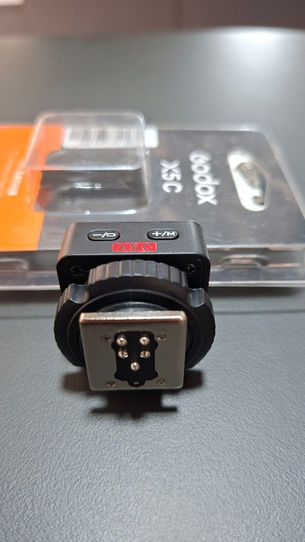 Godox X5C TTL Wireless Flash Trigger (Category: Flashes) located in Binangonan. Submitted by itomi (Listing ID 1465795269, Image 1). Description: - Brand: Godox - Model: X5C Wireless Flash Trigger - Compatibility: Canon cameras - Design: Compact with easy-to-use side control buttons and hot shoe mount - Condition: Brand new,and unused naman since i just tried and mali pala ako ng nabili. .