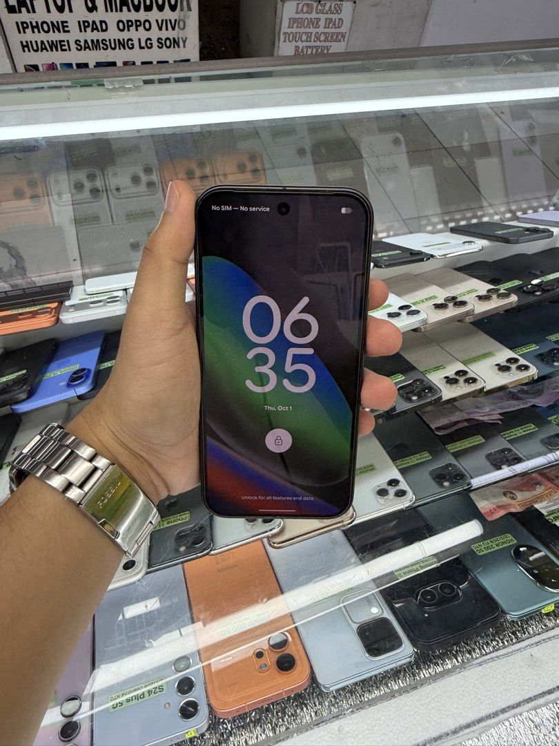 Google Pixel 10 128GB Openline US Variant (Category: Google Pixel) located in San Juan City. Submitted by Khalidmgdla08 (Listing ID 1465853565, Image 3). Description: FOR SALE | TRADE/SWAP Price: 33,999 On hand: Pixel 10✔️ 128GB ✔️ OPENLINE ✔️ 100% Original ✔️ 99% Makinis ✔️ 99% Smooth ✔️ NOT REFURB ✔️ NO HIDDEN ISSUES ✔️ NEVER BEEN REPAIRED ✔️ TEST TO SAWA✔️ FREE 3-UTOOLS ✔️ ANY MODEL OF IPHONE AND SAMSUNG ARE AVAILABLE! ✨ We accept: 🔹Cash 🔹Gc