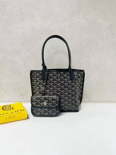 (Category: ) located in . Submitted by jscollectionbags (Listing ID 1465840515, Image 1). Description: .