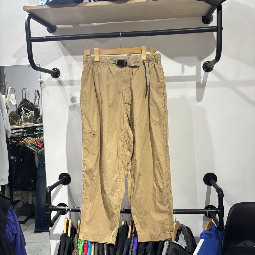 Gramicci Balloon Khaki Pants (Category: Trousers) located in Bambang. Submitted by heats777 (Listing ID 1465850440, Image 2). Description: Excellent condition No issue Size: L on tag.