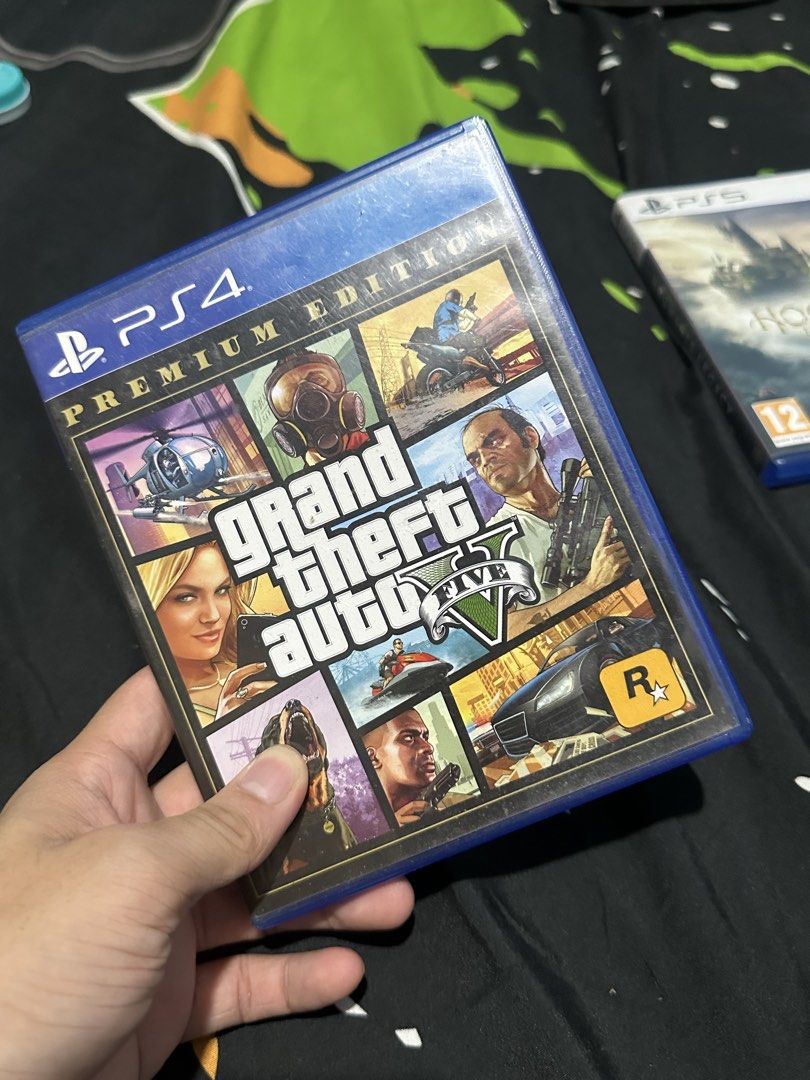 Grand Theft Auto V Premium Edition PS4 (Category: PlayStation) located in Manila. Submitted by _ladiezman217 (Listing ID 1465920629, Image 1). Description: - Title: Grand Theft Auto V Premium Edition for PS4 - Inclusions: Original case, clean game disc, and world map insert - Condition: Excellent, tested, and ready to play - Genre: Action & open-world exploration .