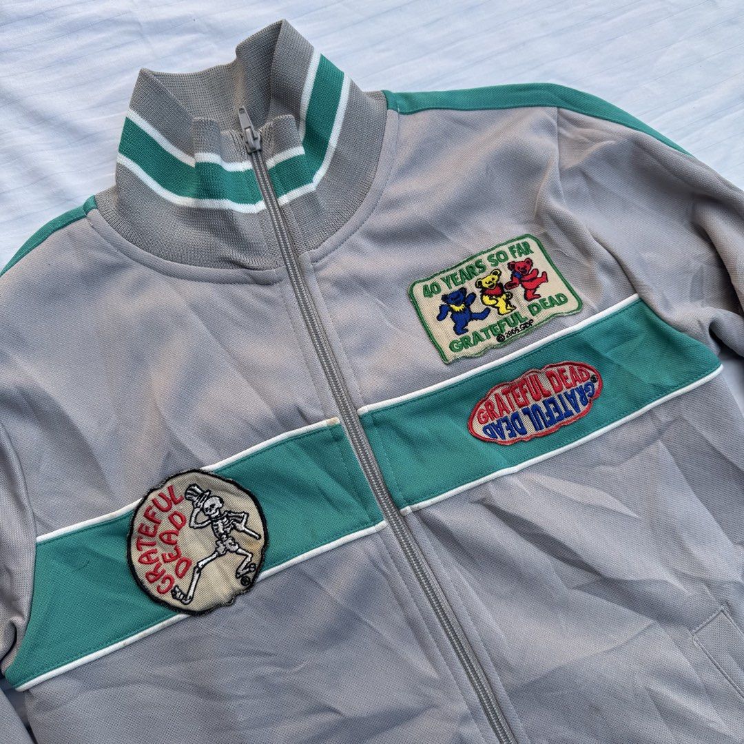 GRATEFUL DEAD (Category: Coats, Jackets and Outerwear) located in Pasig City. Submitted by jaaard (Listing ID 1465878013, Image 3). Description: Need wash Size S 17.5x25 Dated 2005 Pm me.