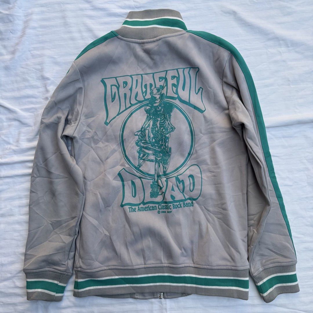GRATEFUL DEAD (Category: Coats, Jackets and Outerwear) located in Pasig City. Submitted by jaaard (Listing ID 1465878013, Image 2). Description: Need wash Size S 17.5x25 Dated 2005 Pm me.