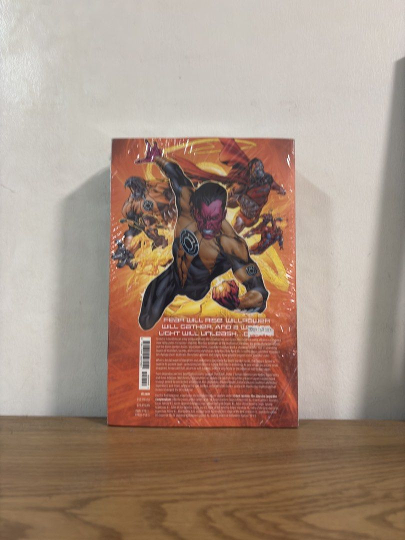 Green Lantern The Sinestro Corps War Compendium Comic (Category: Comics & Manga) located in Pasig City. Submitted by anything_and_everything2 (Listing ID 1465940982, Image 2). Description: - Green Lantern The Sinestro Corps War Compendium Comic - RARE/original/sealed never read - P5900 - MISB - pm for more details - shipping on buyer.