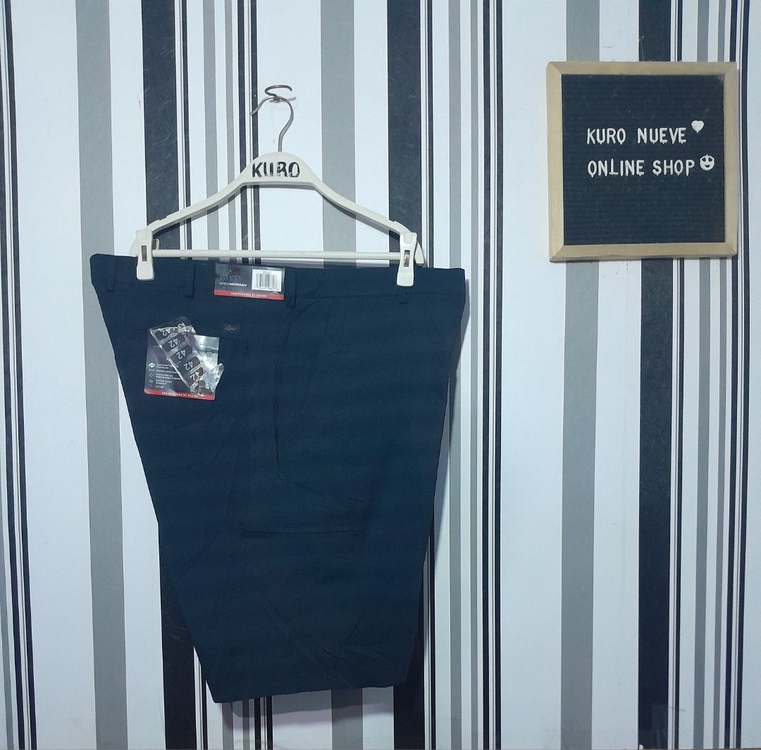 Greg Norman (Category: Shorts) located in Lucena. Submitted by kuronueve0909 (Listing ID 1465903302, Image 1). Description: Brand new Greg Norman Waistband Size: 42 Color: black Price: ₱999 No issue ✅️ Ready to wear ✅️.
