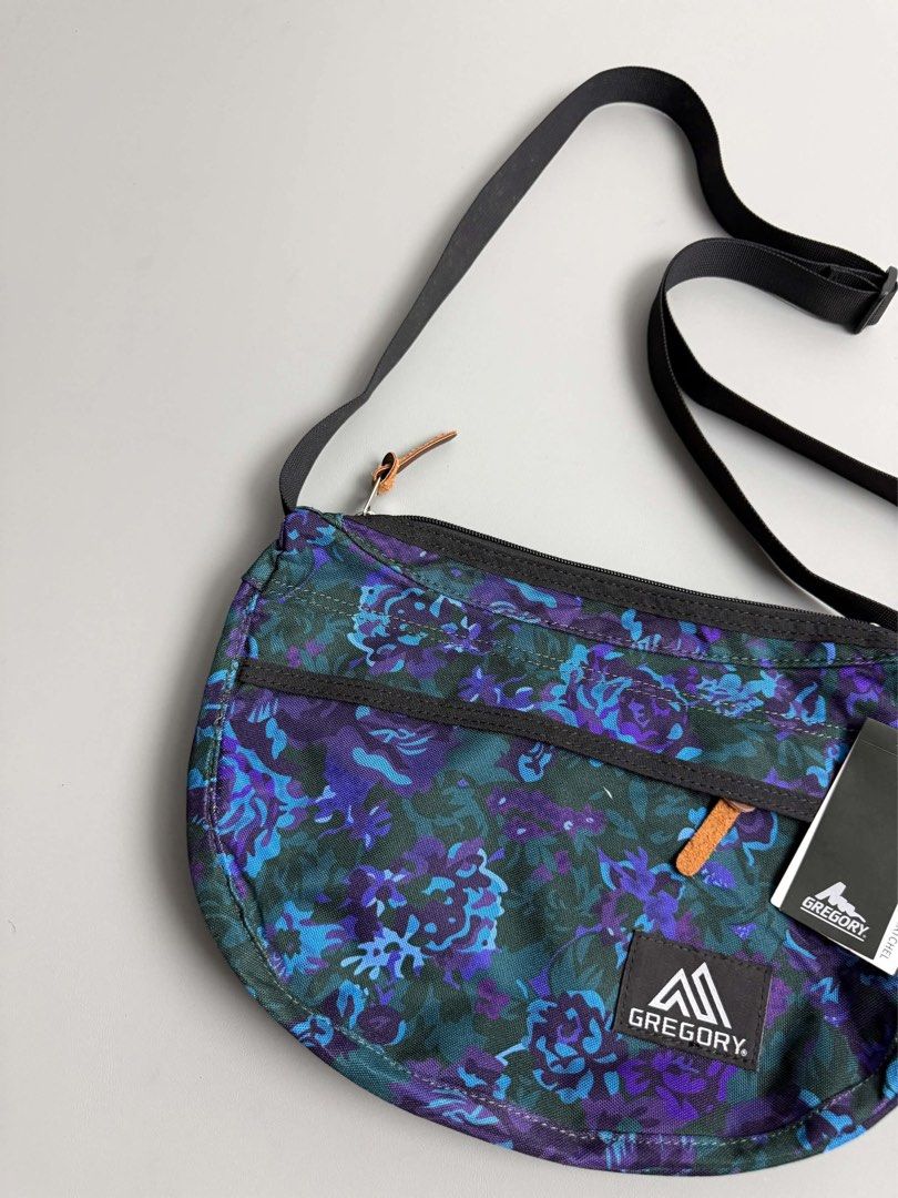 GREGORY BRANDNEW (Category: Cross-body Bags) located in Guagua. Submitted by sweetboyy (Listing ID 1465769487, Image 2). Description: GREGORY BRANDNEW SATCHELS CROSSBODY BAG PURPLE FLORAL-PATTERNED.