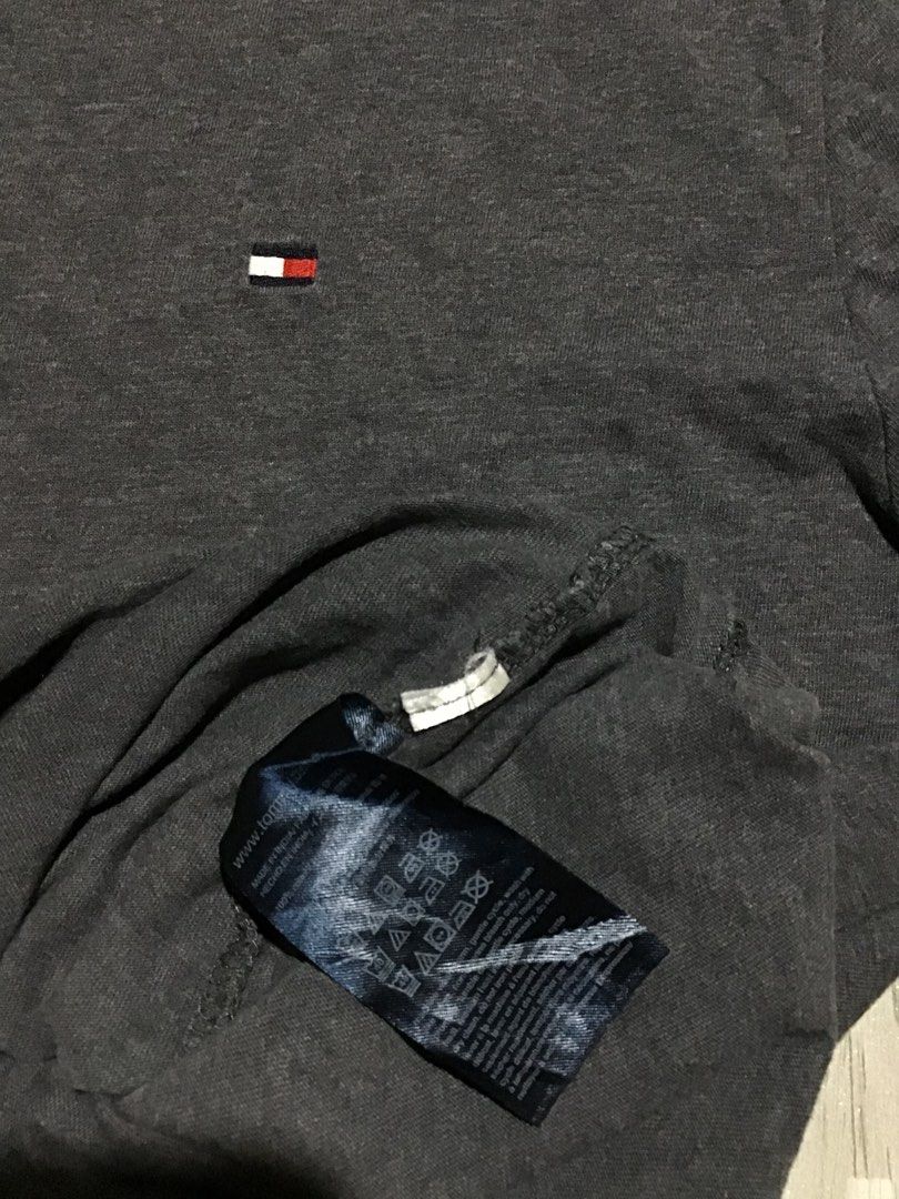 grey heather Tommy Hilfiger (Category: Formal Shirts) located in Davao. Submitted by ljay.thriftedfinds (Listing ID 1465814287, Image 3). Description: .