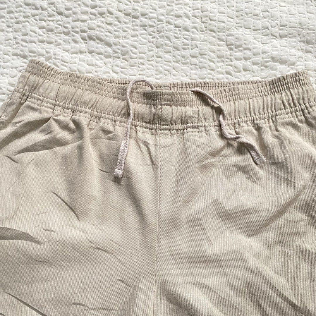 GU Beige Drawstring Casual Shorts (Category: Shorts) located in Iloilo. Submitted by chapxythriftshop (Listing ID 1465869206, Image 3). Description: khaki easy pull-on shorts from GU Measurements: width - 32-34 length - 19 inches Condition Details: Good as new No pinholes Color rate: 9.8/10 My Price / Asking Price: 450 Transaction Details: Location: Mali-ao, Pavia, Iloilo Payment: Gcash Shipping via: J&T (Buyer shoulders shipping fee).